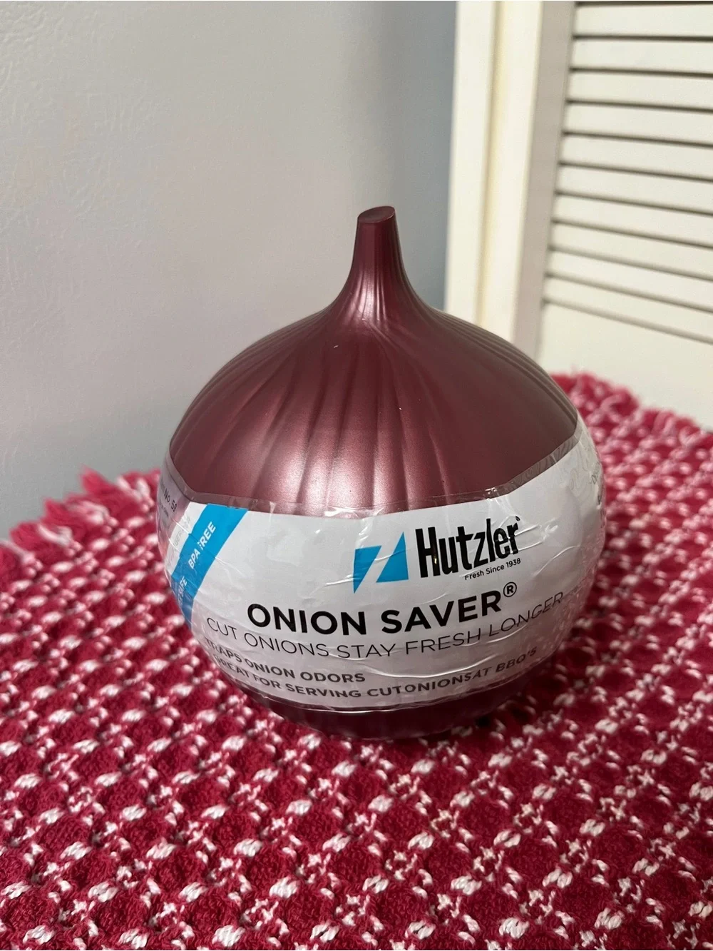 Hutzler Onion Saver - Yellow and Burgundy Onion Storage Containers NWT